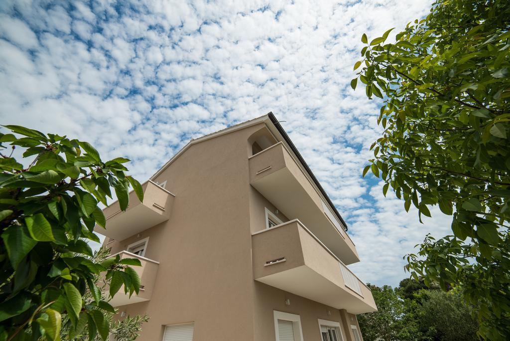 Apartments Kampanel Turanj Exterior photo