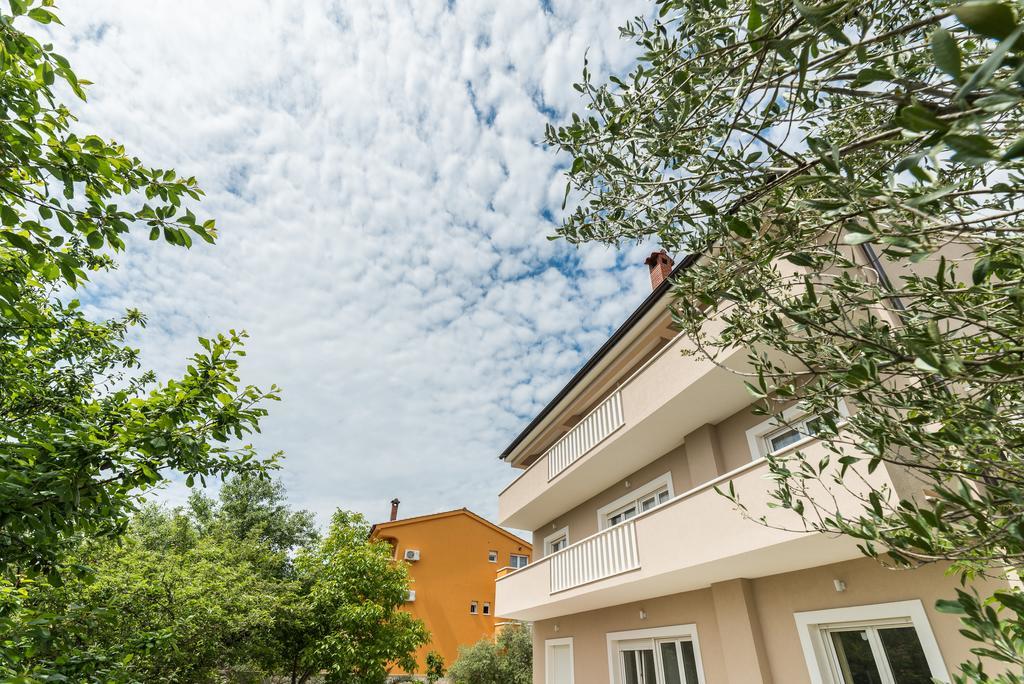 Apartments Kampanel Turanj Exterior photo